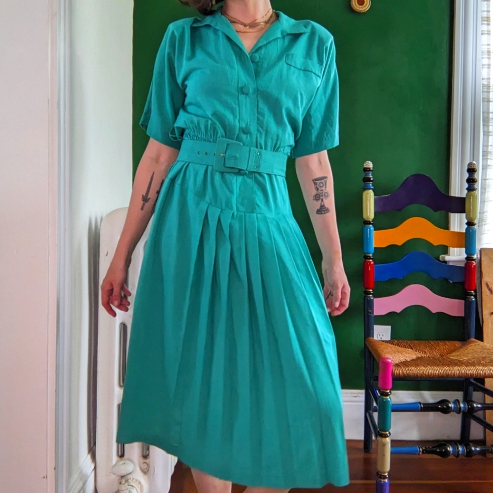 Vintage Green Summer Dress with matching belt